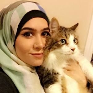 Meet your Posher, Zaineb